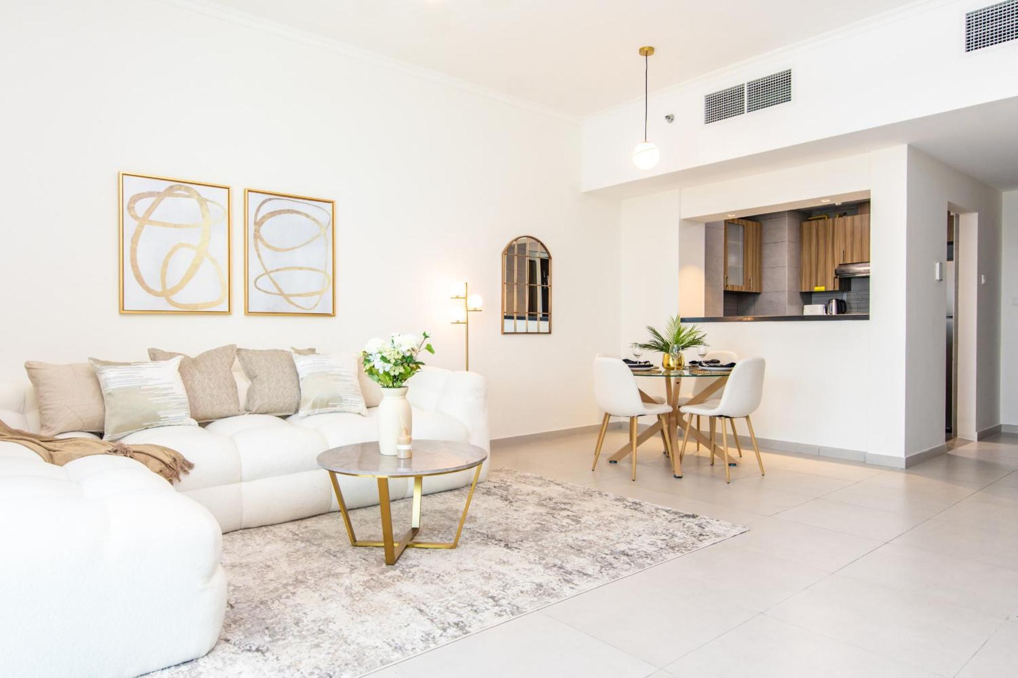 Bloomfields 1br Azure Ajwan Soul Access Apartment *